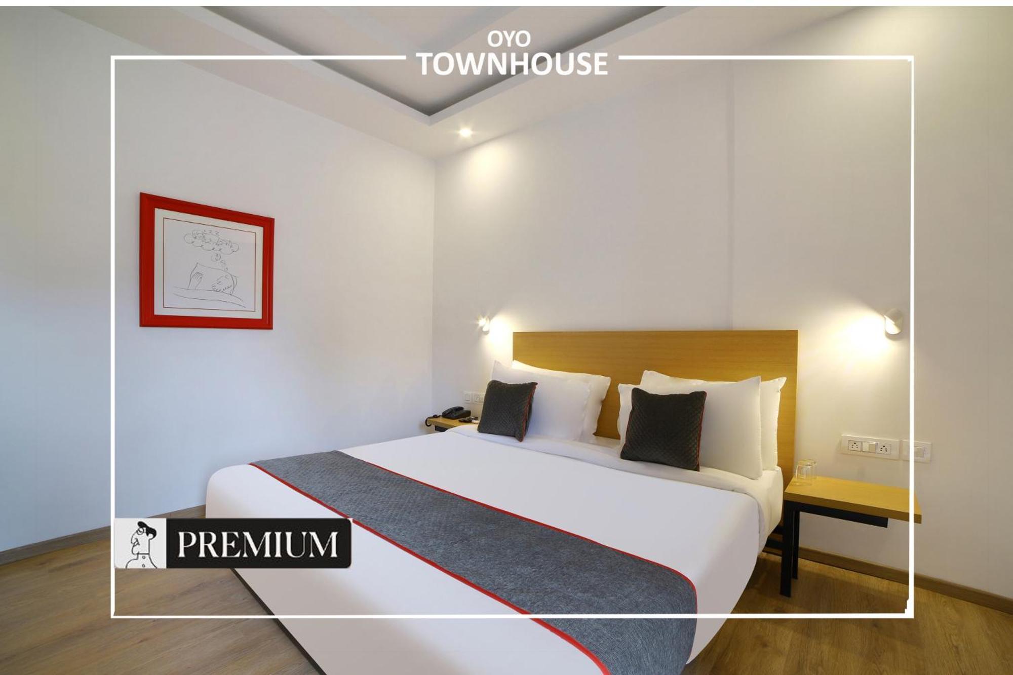 Oyo Townhouse 120 Shushant Lok Gurgaon Luaran gambar