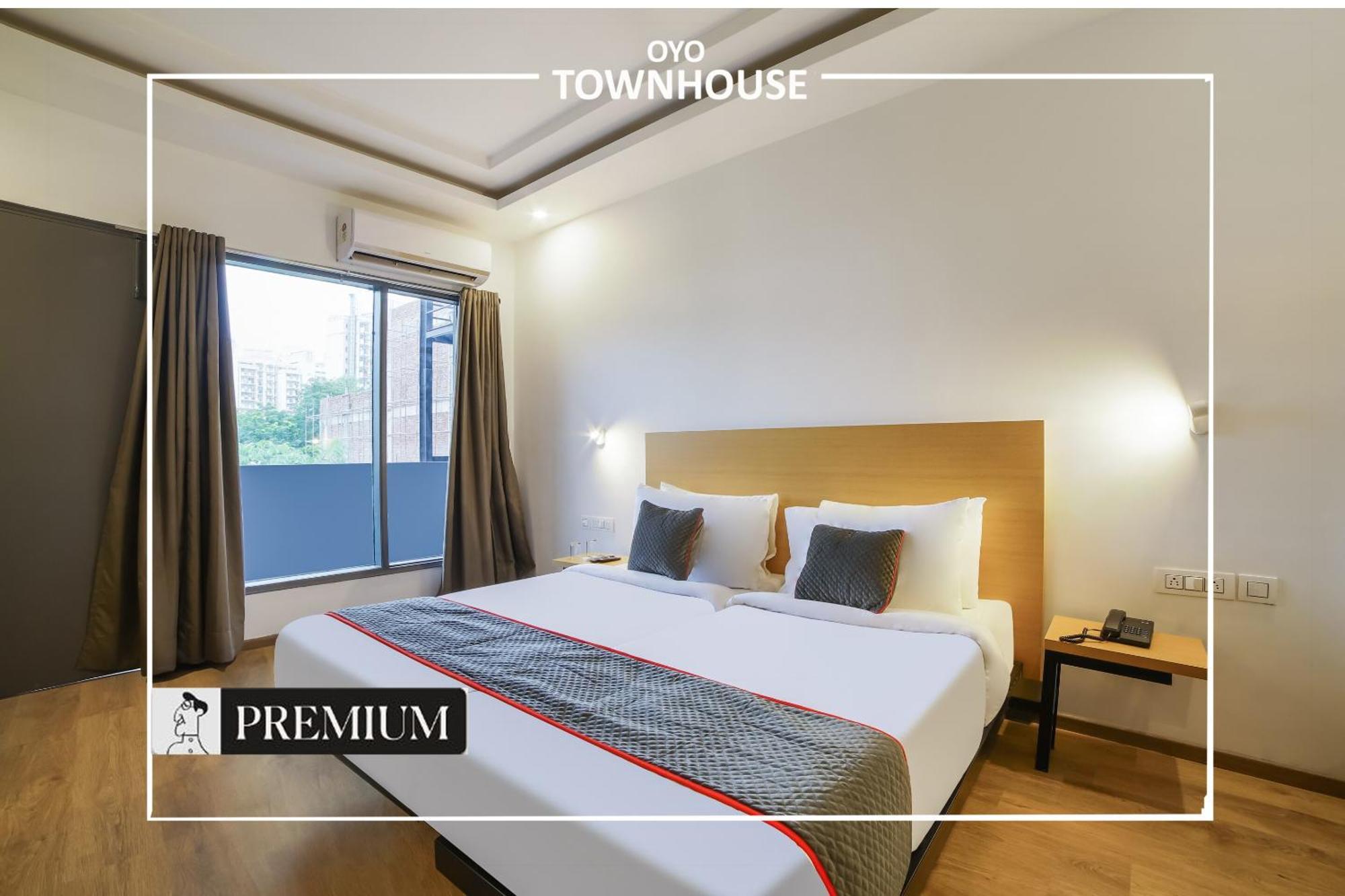 Oyo Townhouse 120 Shushant Lok Gurgaon Luaran gambar